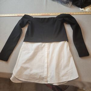 Zara Off the Shoulder Two in one shirt Size XS
